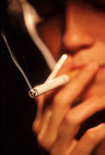 Las excepciones de la Ley del tabaco la hacen discriminatoria para los trabajadores de hostelería