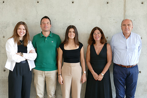 D’esquerra a dreta: Inés Gallego, Antoni Pastor, Alba Garcia-Baos, Olga Valverde i Rafael de la Torre. Crèdit: UPF.